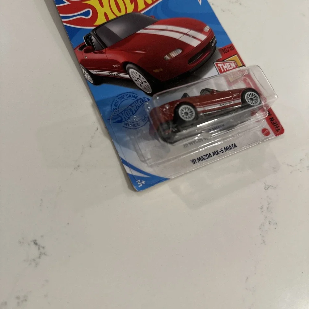 2021 Hot Wheels 190/250 THEN AND NOW '91 MAZDA MX-5 MIATA Treasure Hunt Flaw